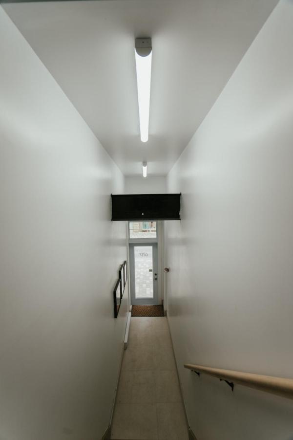 Welcoming And Light Filled 2bdr * Montreal